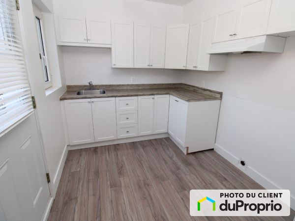 5 1/2-840, rue du Roi, Saint-Roch à louer