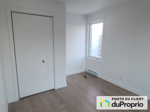 3-130, rue Saint Ambroise, Saint-Roch à louer