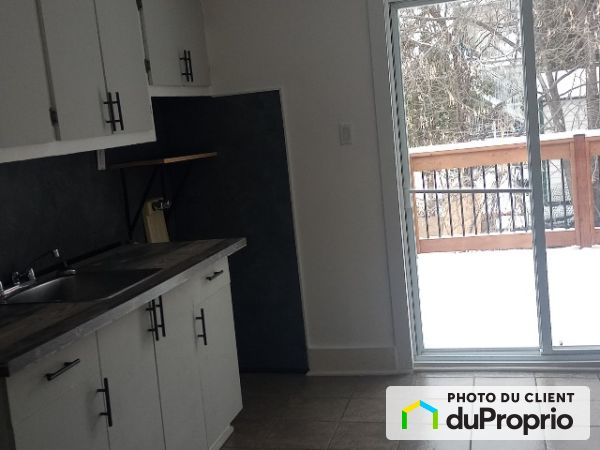 22, rue Perron, Boisbriand à louer