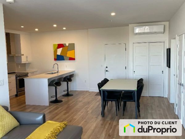 Salle de séjour - 4200, OLIVIER FOURNIER, Longueuil (St-Hubert) à louer