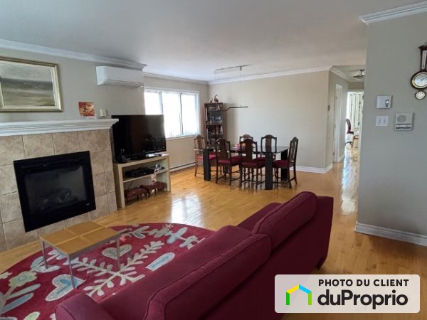 1554 Boul Roberval Est, Longueuil (Vieux-Longueuil) for rent