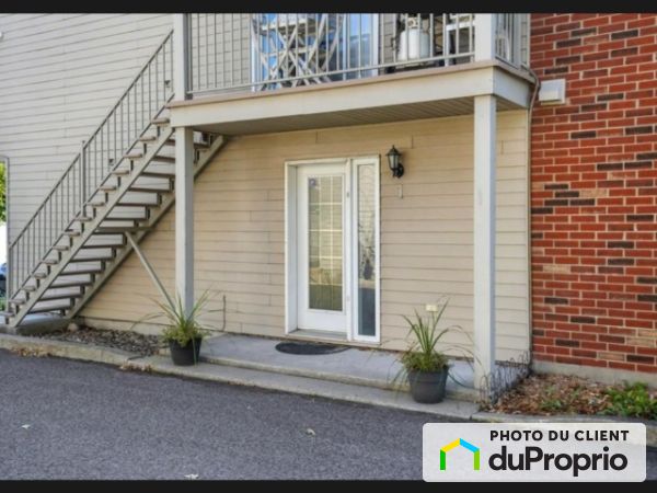 1-1845 Rue centale, Ste-Catherine for rent