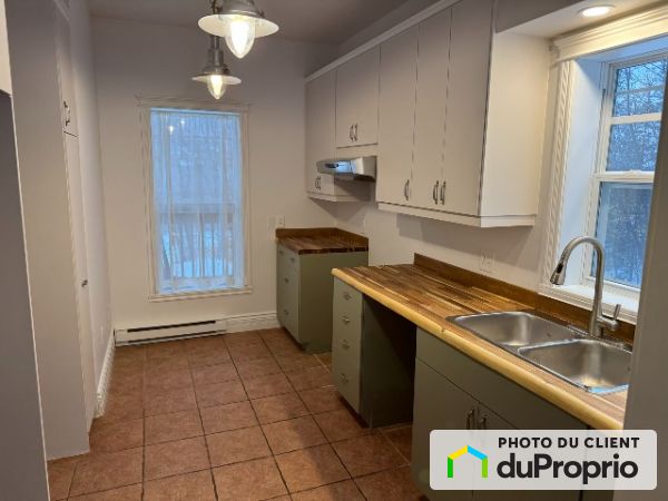 460, morin, Ste-Adèle à louer