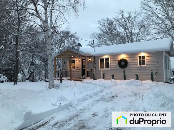 1289 Rue Principale, Petite-Rivière-St-François for rent