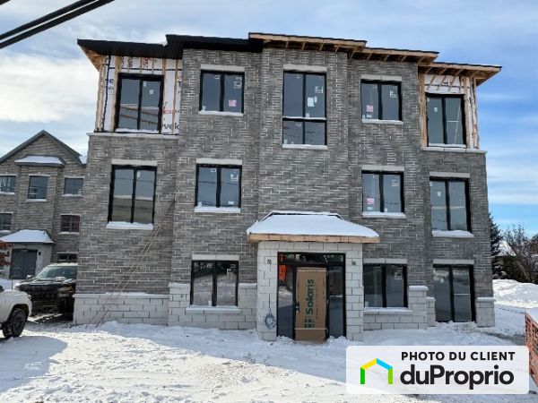 3579, Ste-rose, Fabreville à louer