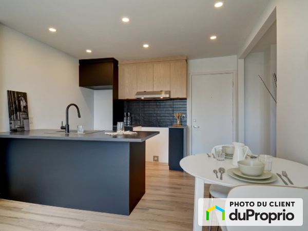 8-51 Langevin, Beauport for rent