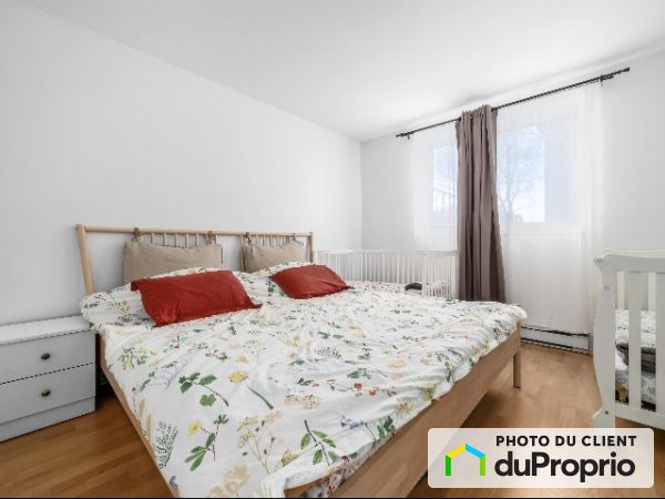 301-821 Hypolite-Bernier, Lévis for rent