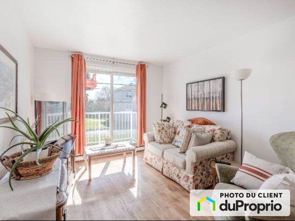 1-80 Carmichael, Beauport for rent