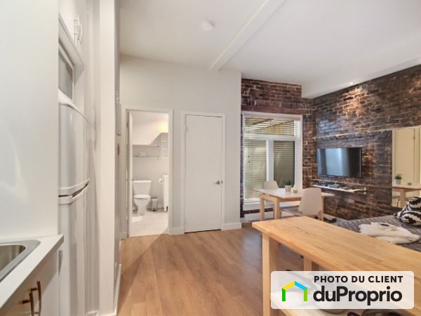 9-254, St-Jean, St-Jean-Baptiste à louer