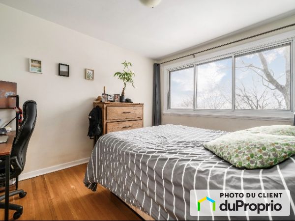 10-3046 Châtelets, Ste-Foy for rent