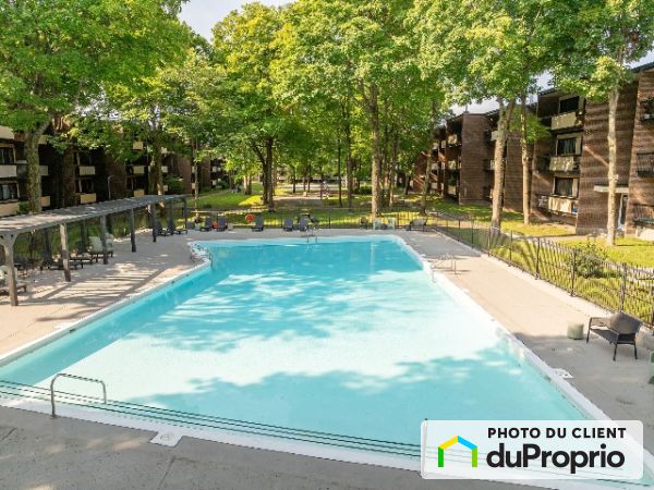 10-3040 Châtelets, Ste-Foy for rent