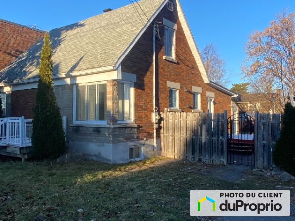 15 Ouimet Ouest, Laval-des-Rapides for rent