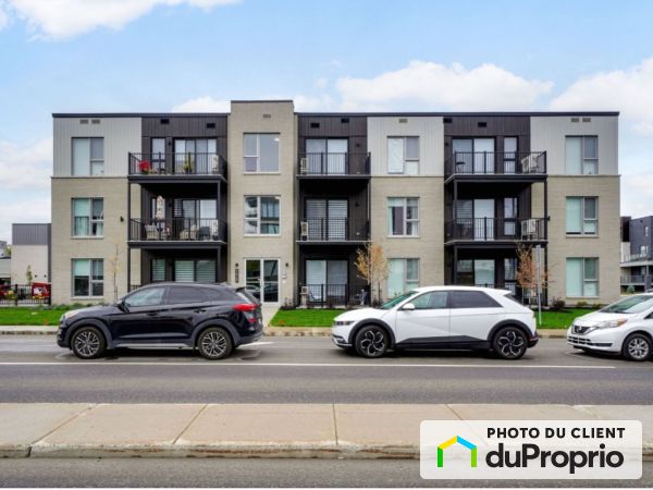 3420 boulevard René-Laennec, Auteuil for rent