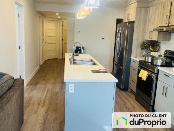 203-1154 Soucy, Longueuil (St-Hubert) for rent