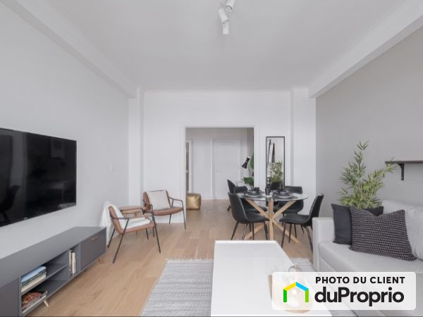 105-135 Grande Allée Ouest, Montcalm for rent