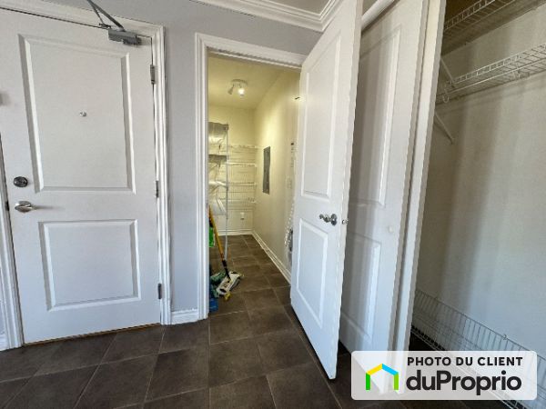 2-1864 Albert, Longueuil (St-Hubert) for rent