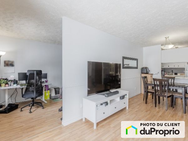 412-12085 avenue Berlioz, Montchatel for rent