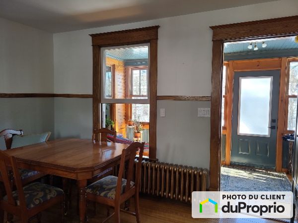 486 Moore, Sherbrooke (Jacques-Cartier) for rent