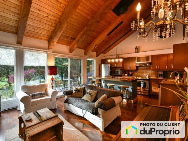 Apartment Living Room - 34 Des Sittelles, Orford for rent