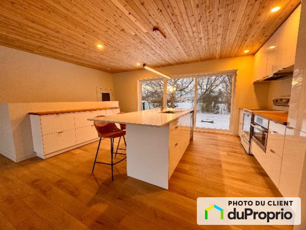 497, route 105, Chelsea à louer