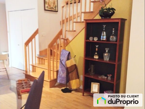 6052, RUE GABRIELLE-ROY, Longueuil (St-Hubert) à louer