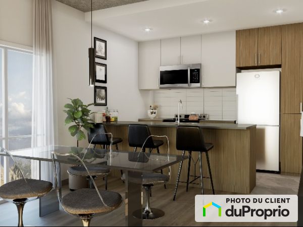 242, Hymus, Pointe-Claire à louer