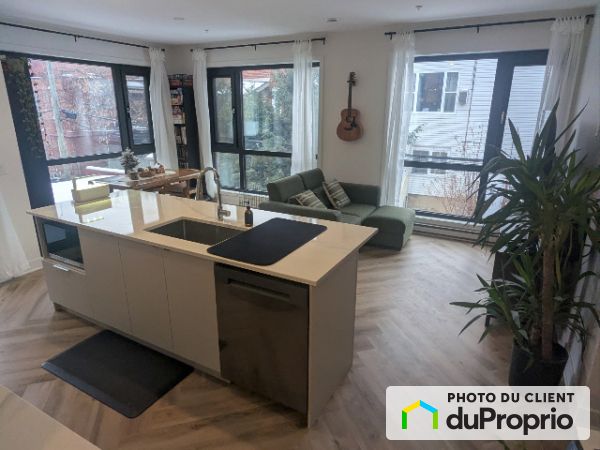 206-630, avenue Victoria, St-Lambert à louer