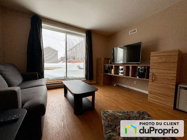 1489 rue du Corail, Val-Bélair for rent
