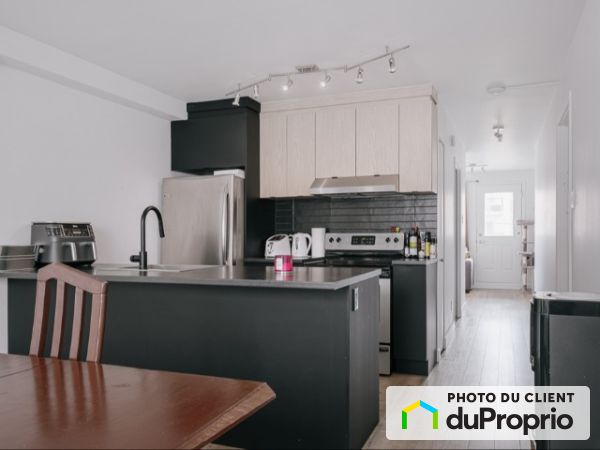3-2419 rue Évangéline, Limoilou for rent