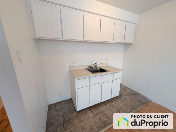Studio-10625 avenue du Sacré-Coeur, Ahuntsic / Cartierville for rent
