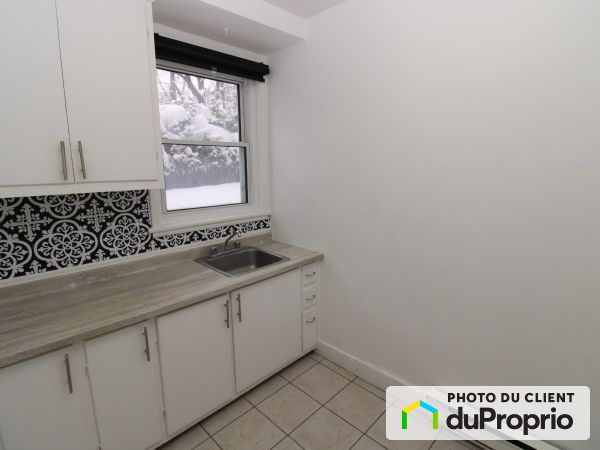 4 1/2-1385 rue Marie-Rollet, Saint-Sacrement for rent