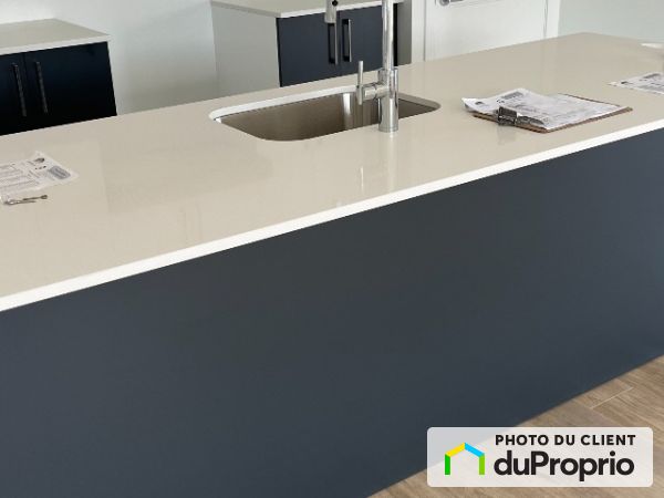 6-134 avenue des Catherine, Ste-Catherine-de-la-JC for rent