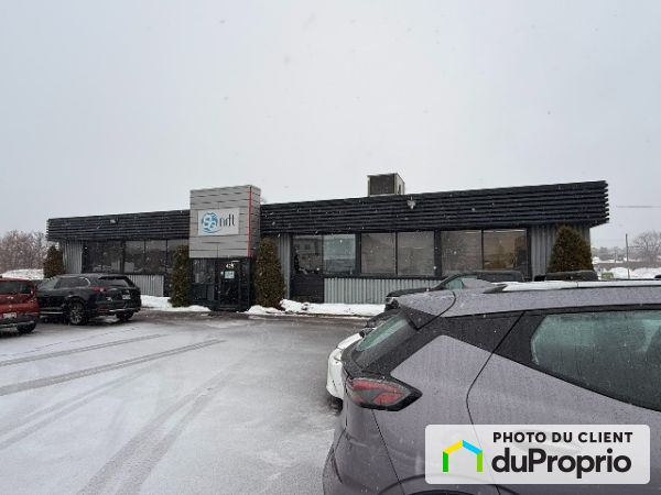 425 3e avenue, St-Romuald for rent