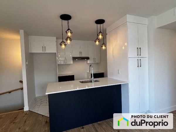 4-134, avenue des Catherine, Ste-Catherine-de-la-JC à louer