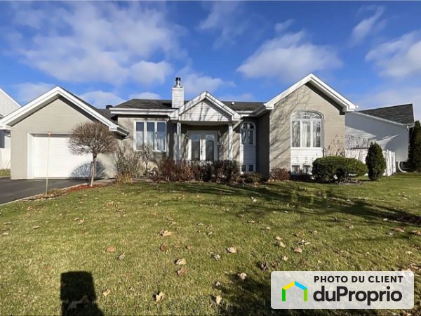 192 Chemin de la Haute Riviere, Chateauguay for rent