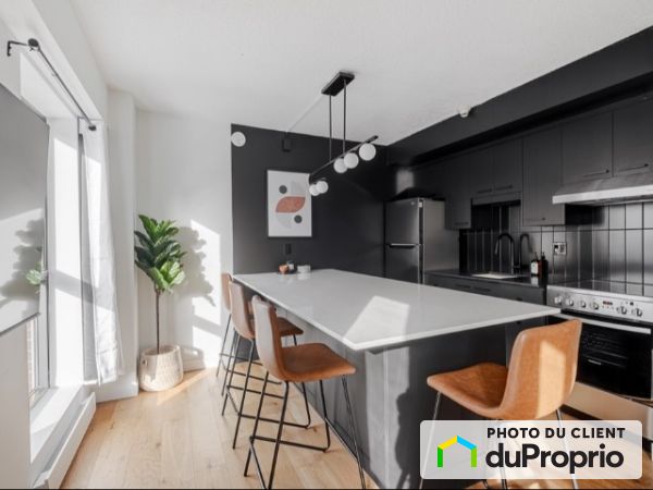 1008-640 St-Jean, St-Jean-Baptiste for rent