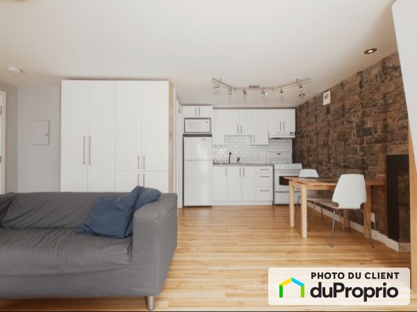 218-25, Ste-Ursule, Vieux-Québec à louer