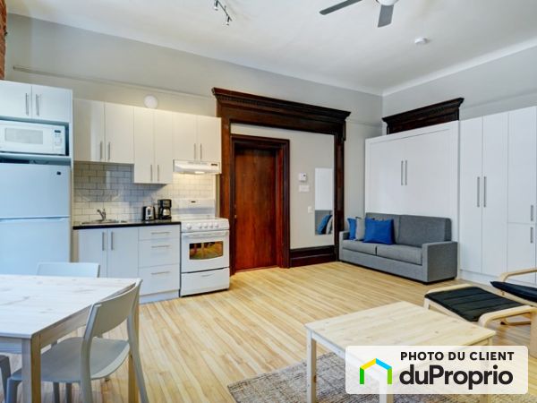 93-29, Ste-Ursule, Vieux-Québec à louer