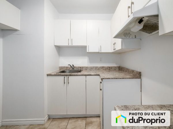 16-80 Carmichael, Beauport for rent