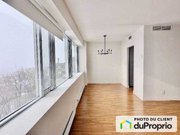 101-4850 Chem. de la Côte St Luc, Côte-des-Neiges / Notre-Dame-de-Grâce for rent