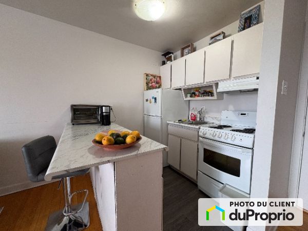 10-3080 Châtelets, Ste-Foy for rent