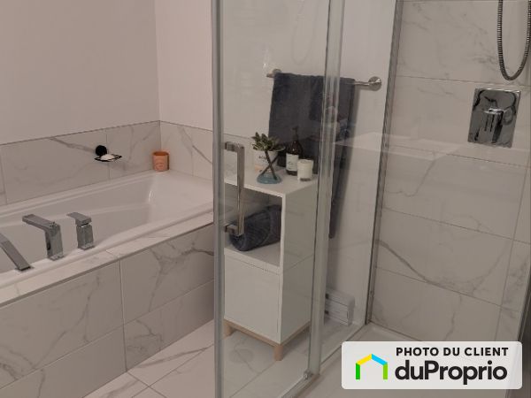 203-3409 Boul. René Laennec, Auteuil for rent