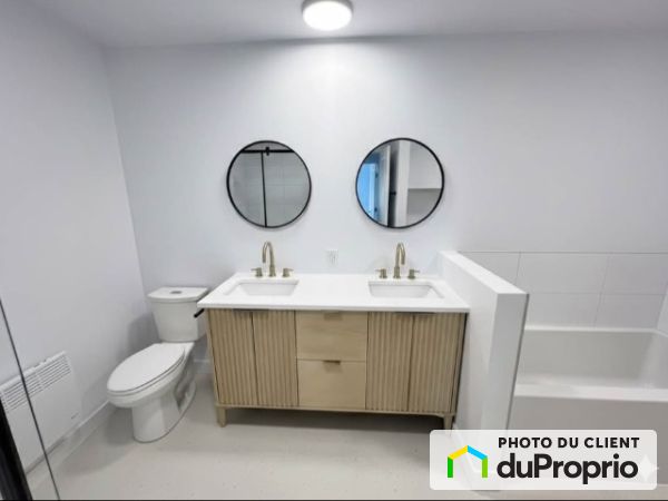 118 St-Pierre, St-François-Xavier-De-Brompton for rent