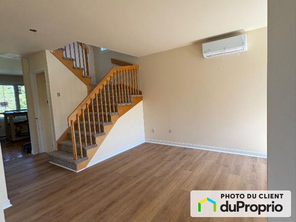 17699 chemin Sainte Marie, Kirkland for rent