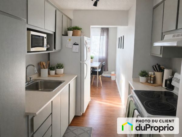 100 boulevard des Hauts-Bois, Ste-Julie à louer