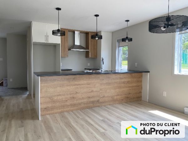 1-1795 Rue Saint-Georges Est, St-Bernard for rent