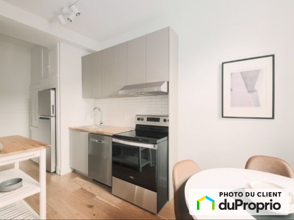 3-135 Grande Allée Ouest, Montcalm for rent