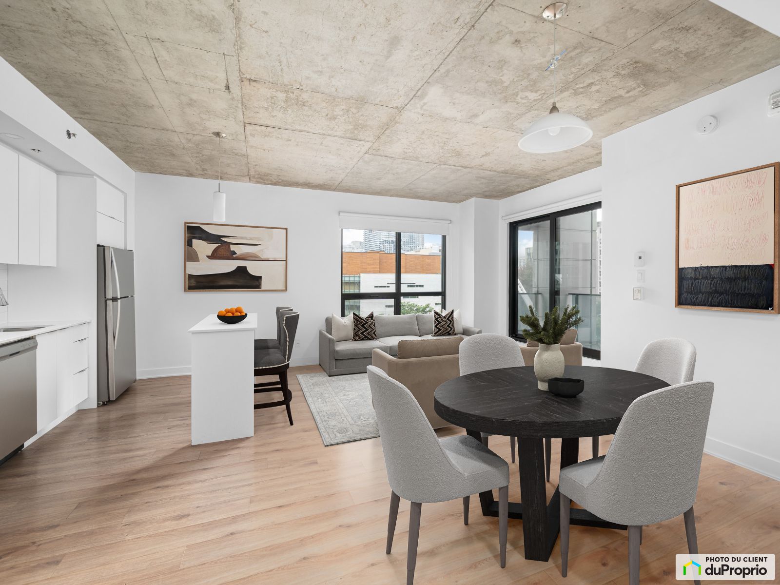 4 1/2 - Myriade - 1445 Clark — photo 1