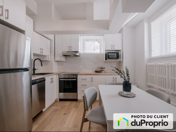 30-220, Grande Allée E, Montcalm à louer