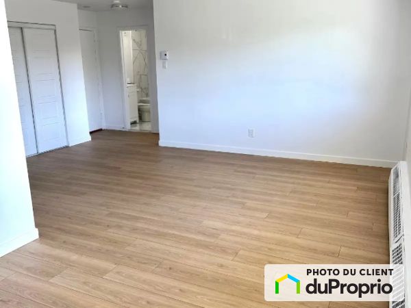 293, Avenue Ardennes, St-Lambert à louer